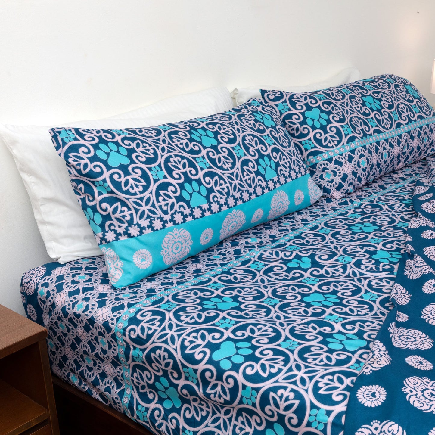 Super Cozy™ Perfectly Patterned Paws Sheet Set