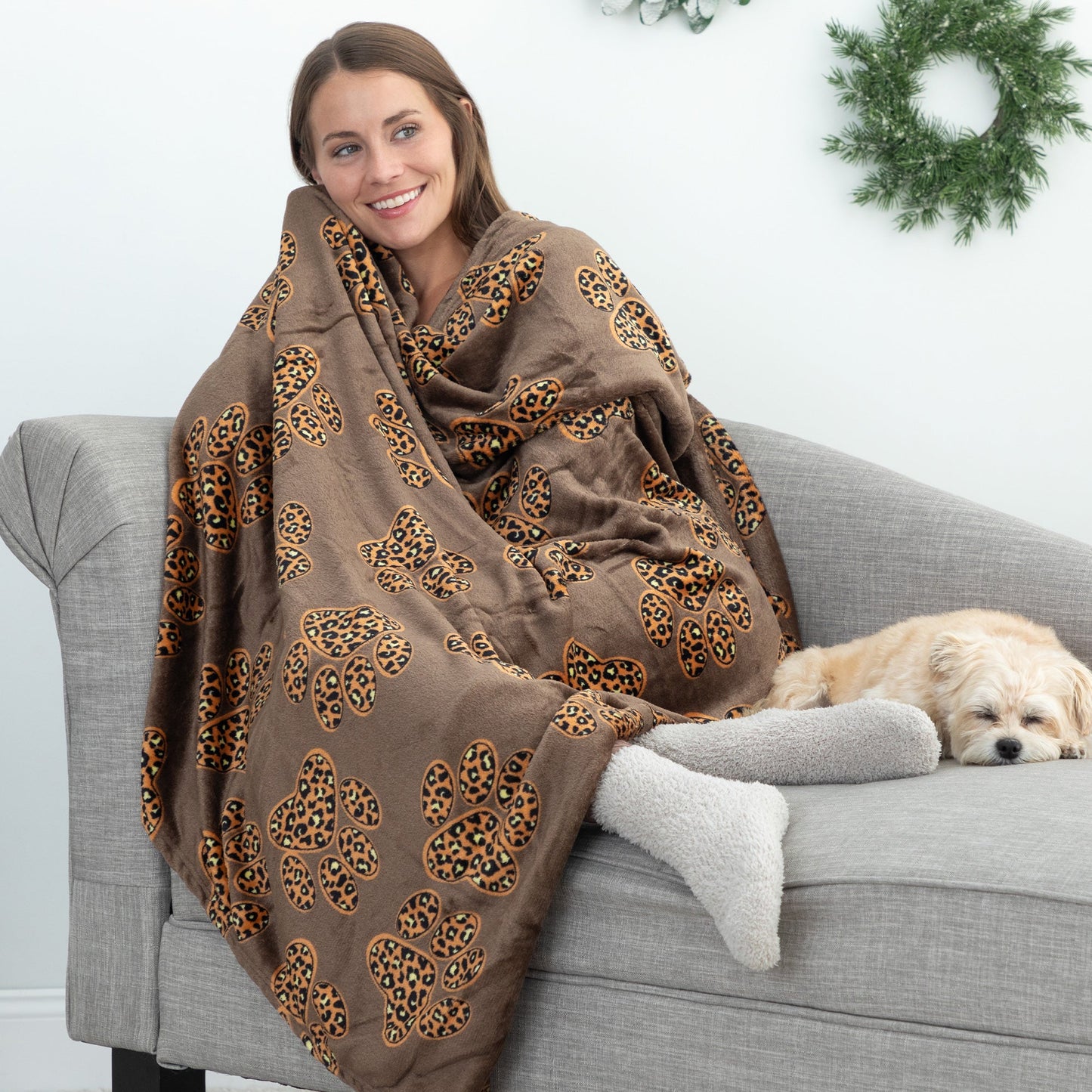 Super Cozy™ Fleece Paw Print Throw Blanket