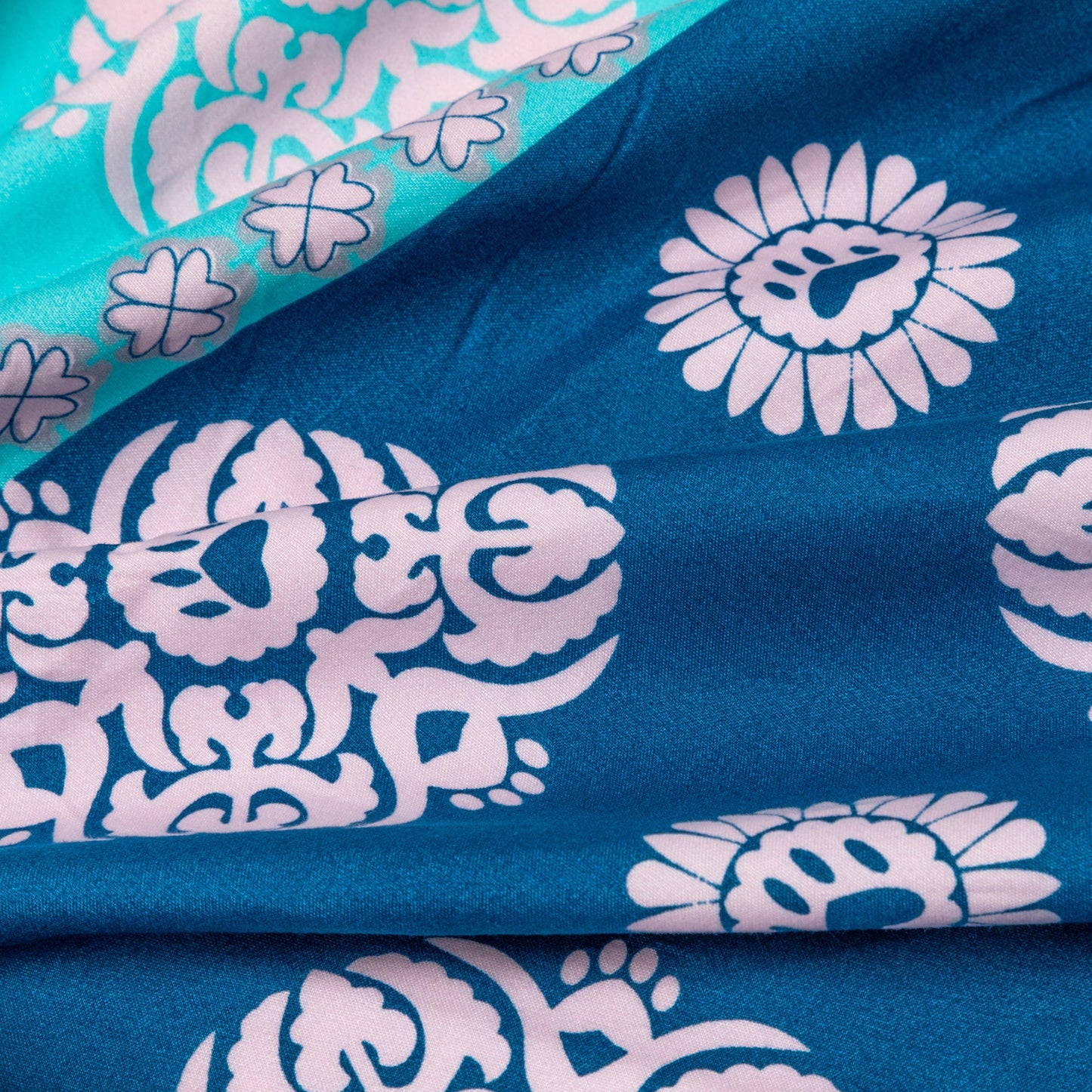 Super Cozy™ Perfectly Patterned Paws Sheet Set