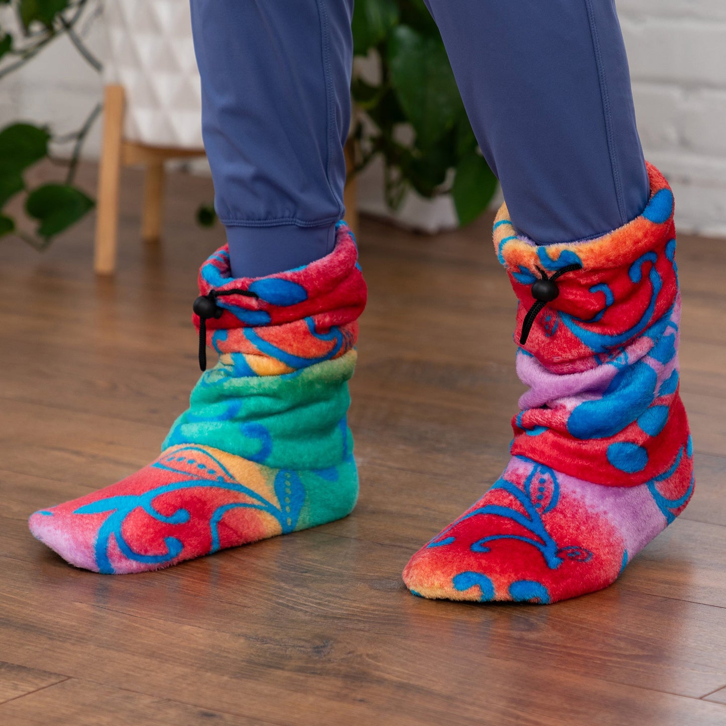 Super Cozy™ Deluxe Paw Non-Slip Toggle Slipper Booties