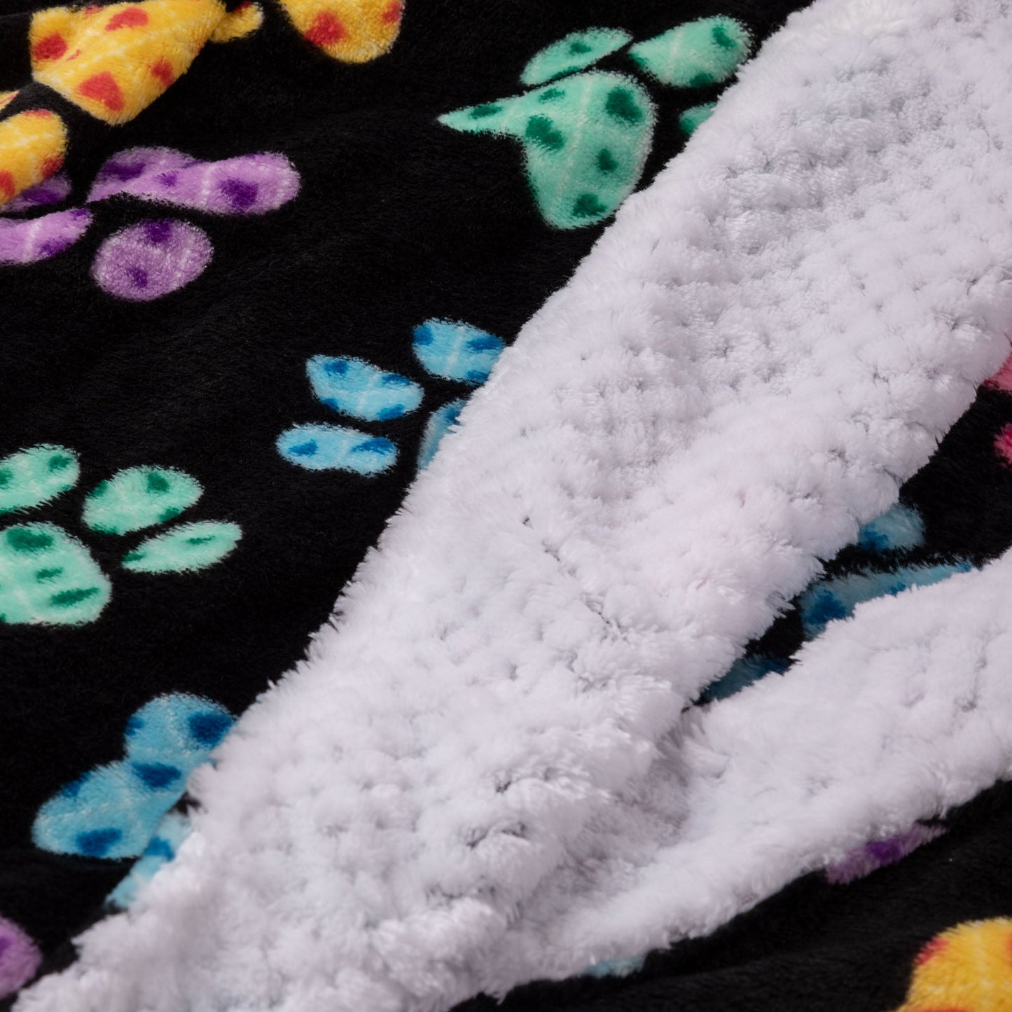 Super Cozy™ Argyle Paws Bathrobe