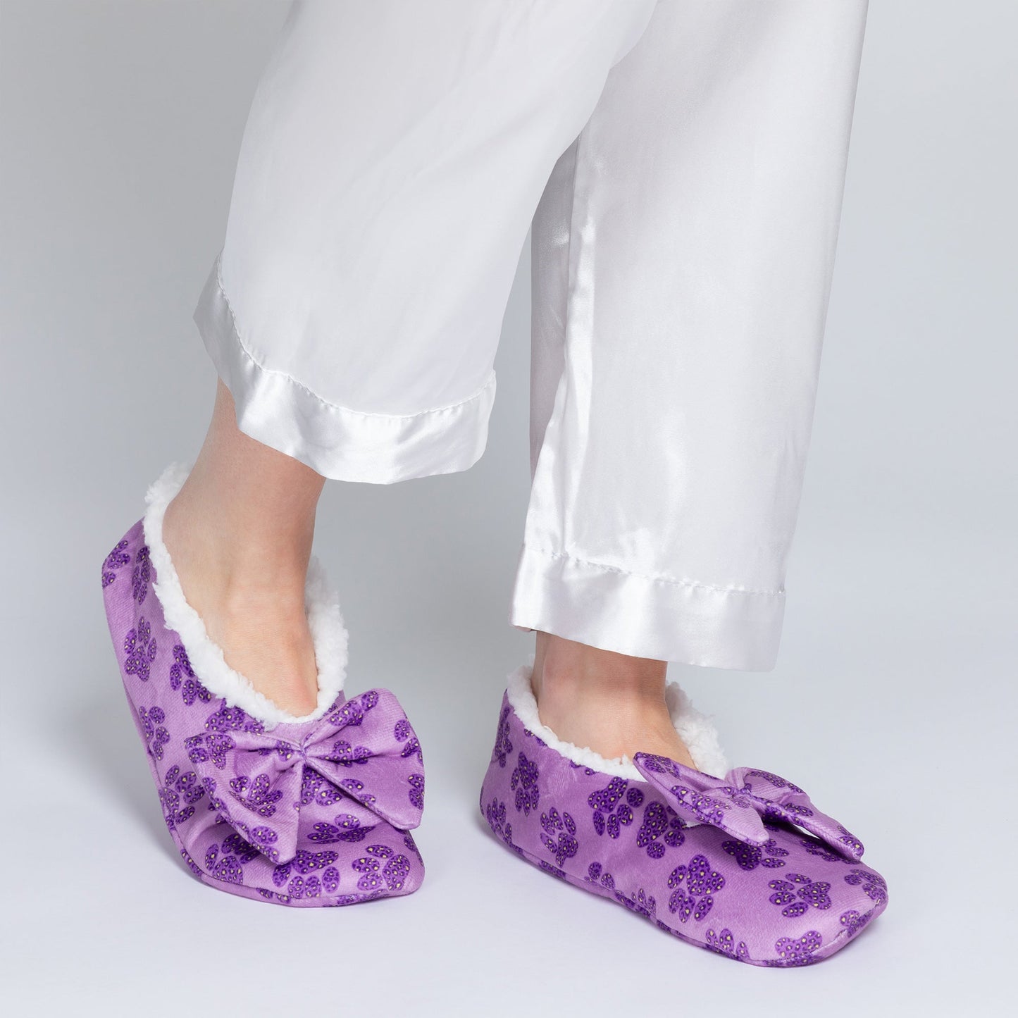 Super Cozy™ Leopard Paw Slippers With Large Bow