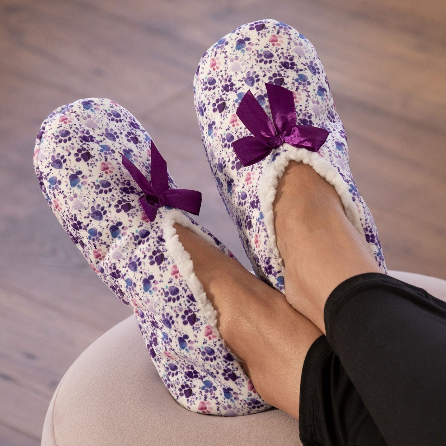 Super Cozy™ Pawsitively Adorable Paw Slippers