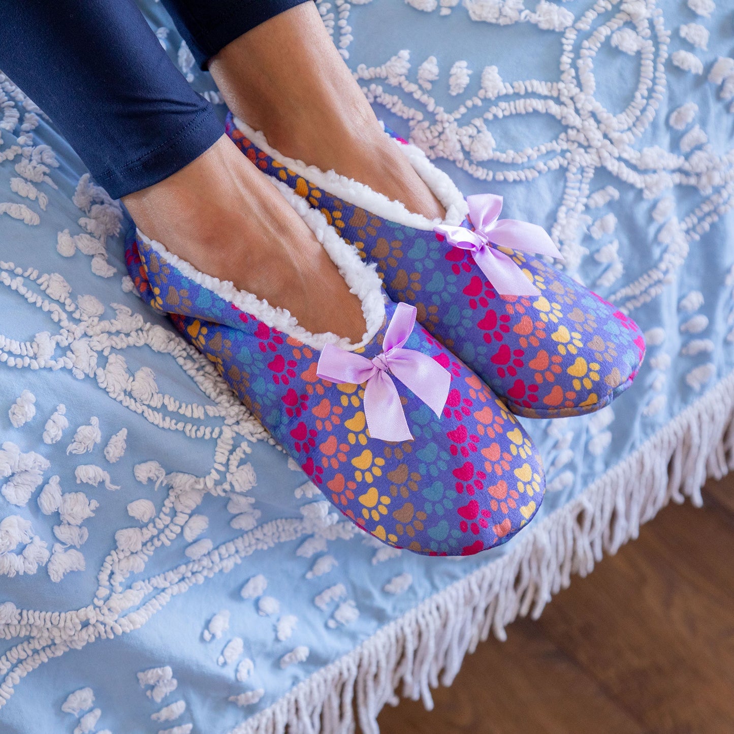 Super Cozy™ Pawsitively Adorable Paw Slippers