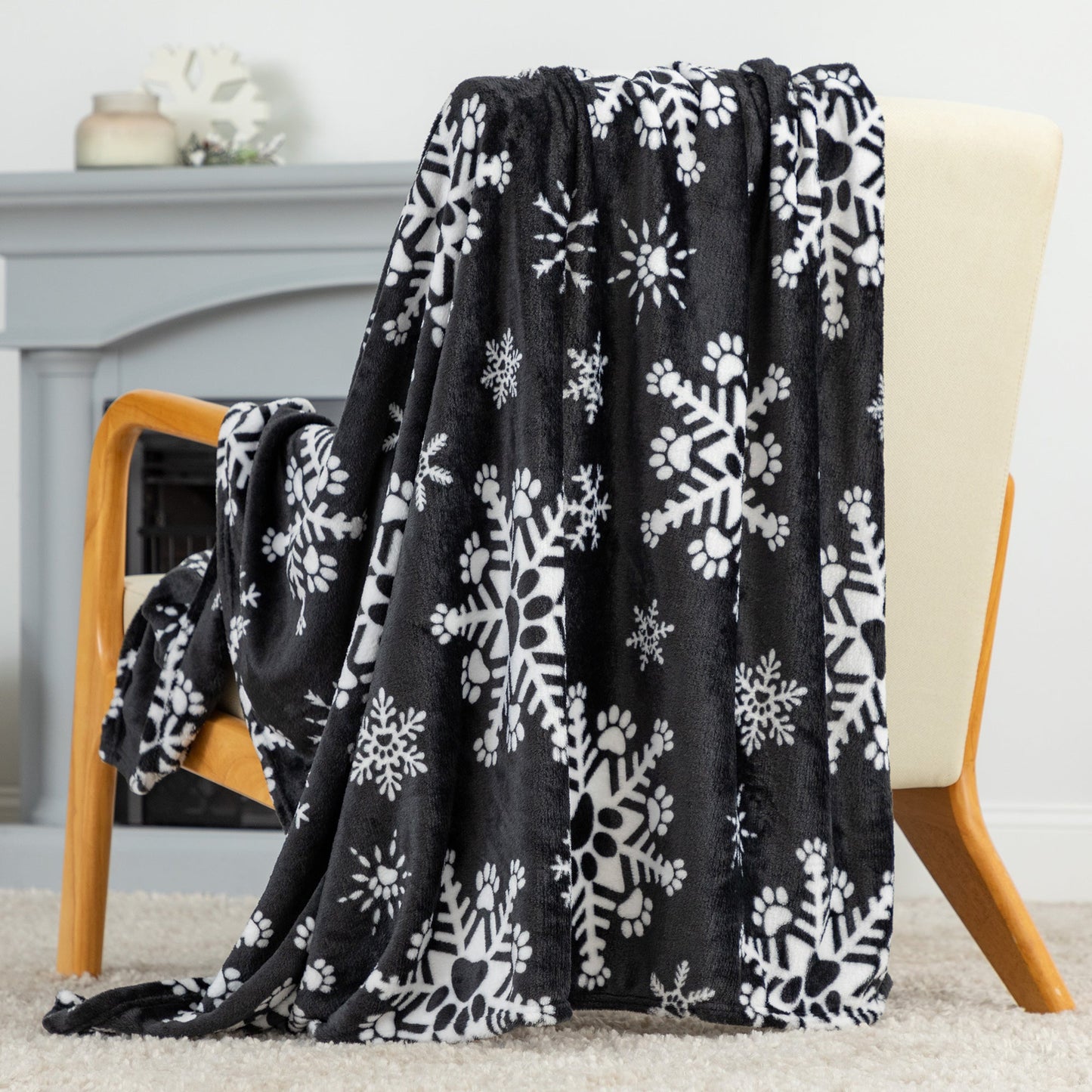 Super Cozy™ Fleece Paw Print Throw Blanket