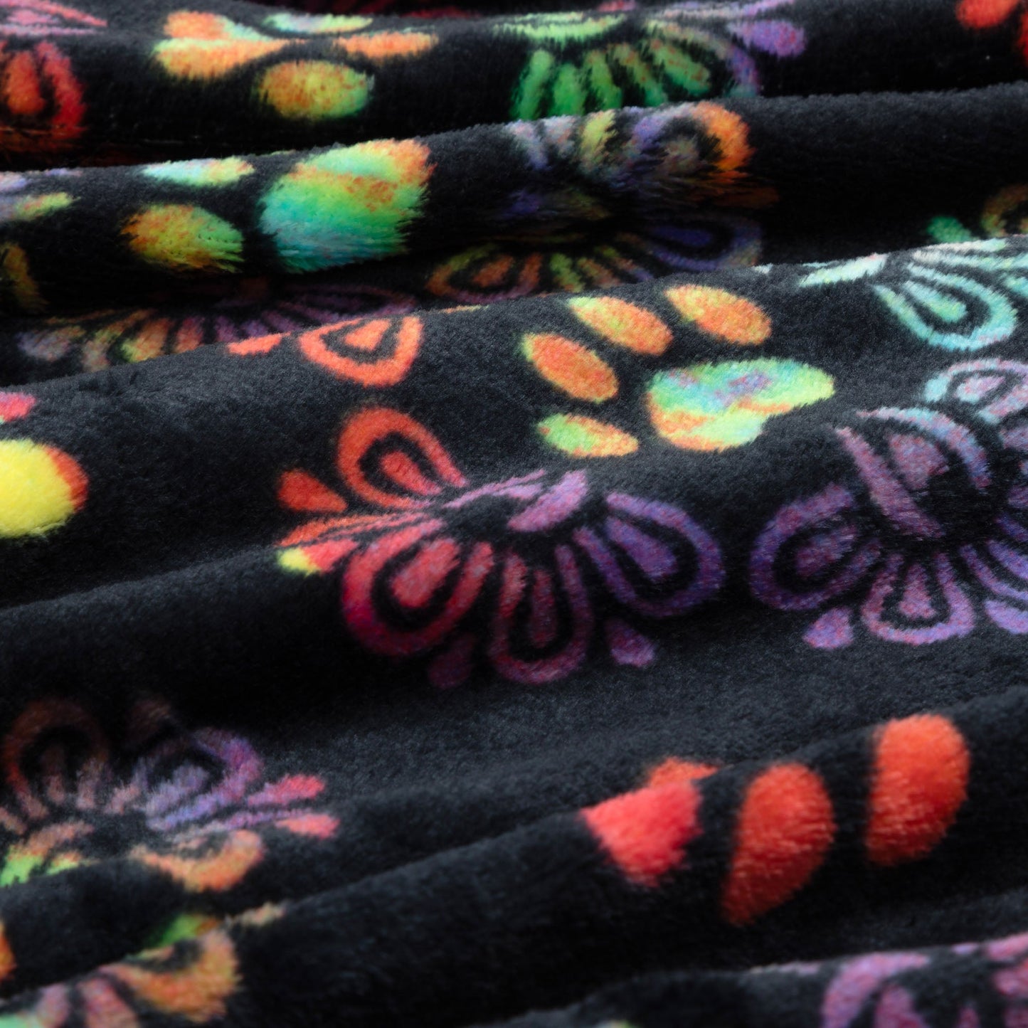 Super Cozy™ Fleece Paw Print Throw Blanket