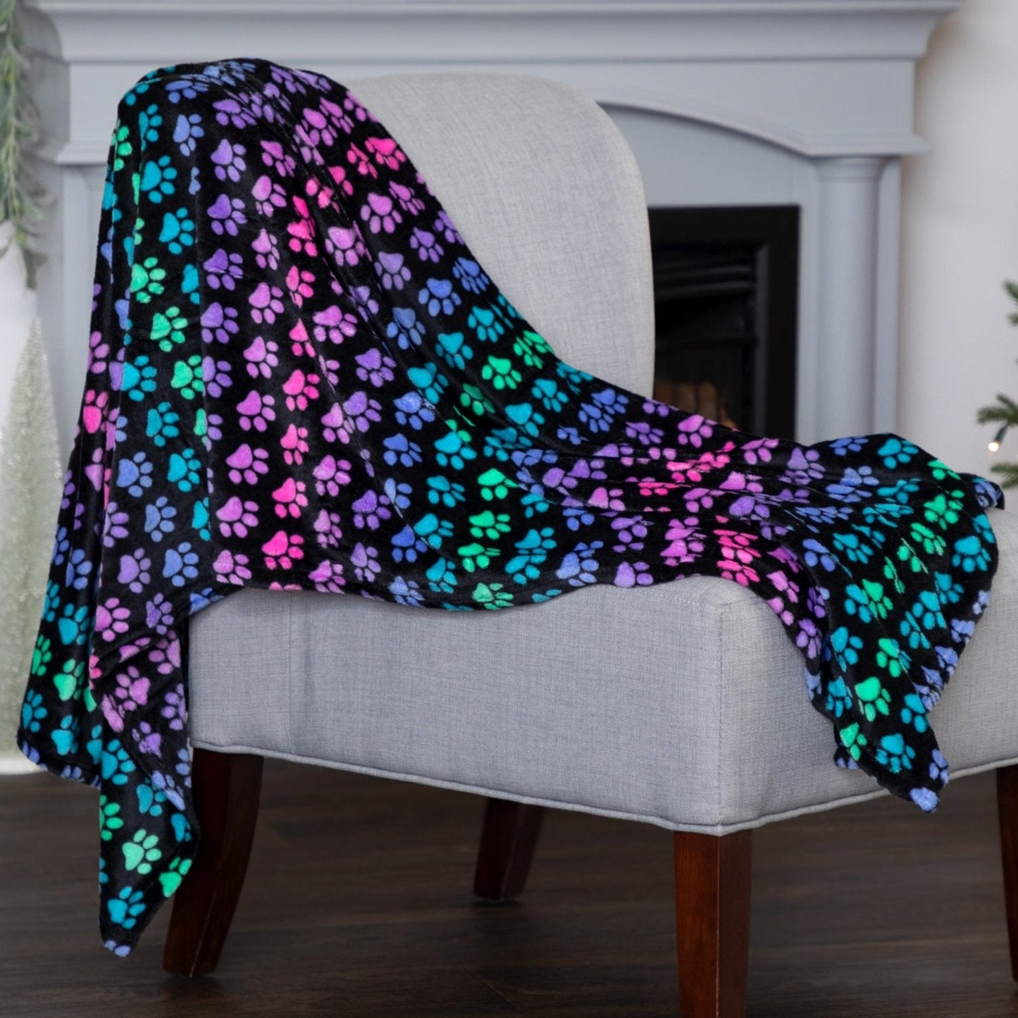 Super Cozy™ Fleece Paw Print Throw Blanket