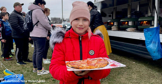 Blankets, Pet Food, and Pizza: GreaterGood's Work in Ukraine Continues