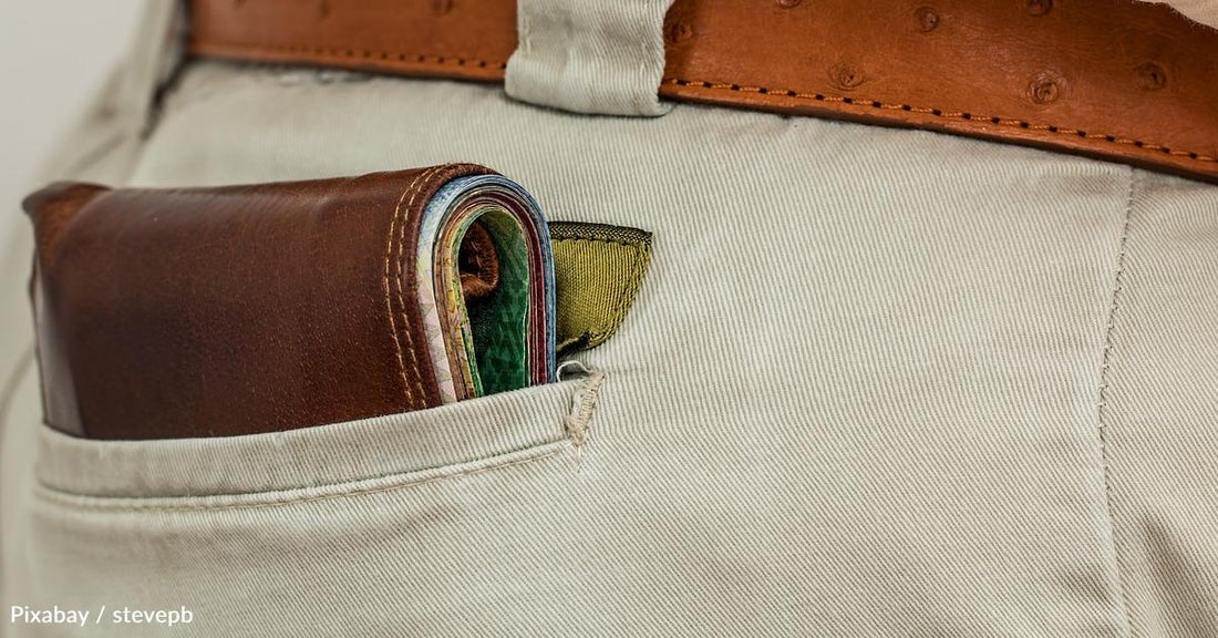 Man Refuses to Return Friend's Wallet with Disastrous Consequences