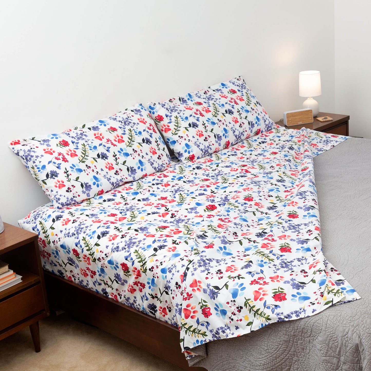 Super Cozy&trade; Flower Garden Paws Sheet Set