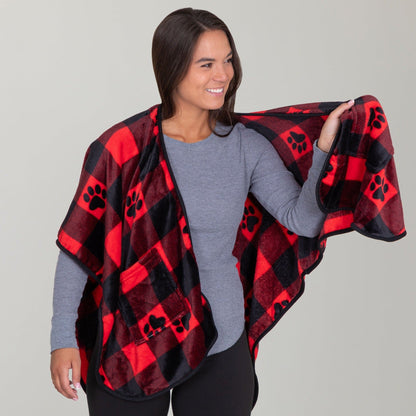 Super Cozy&trade; Paw Print Pocket Shawl