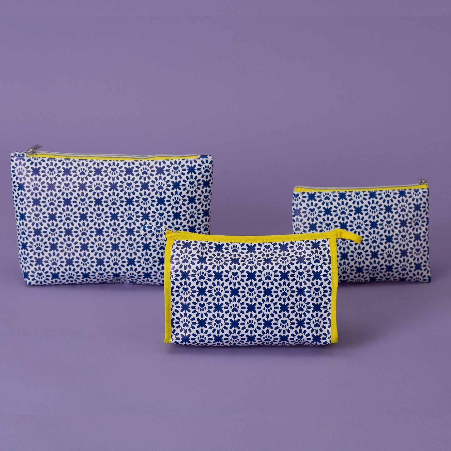 Indigo Paws Cosmetic Bag Set