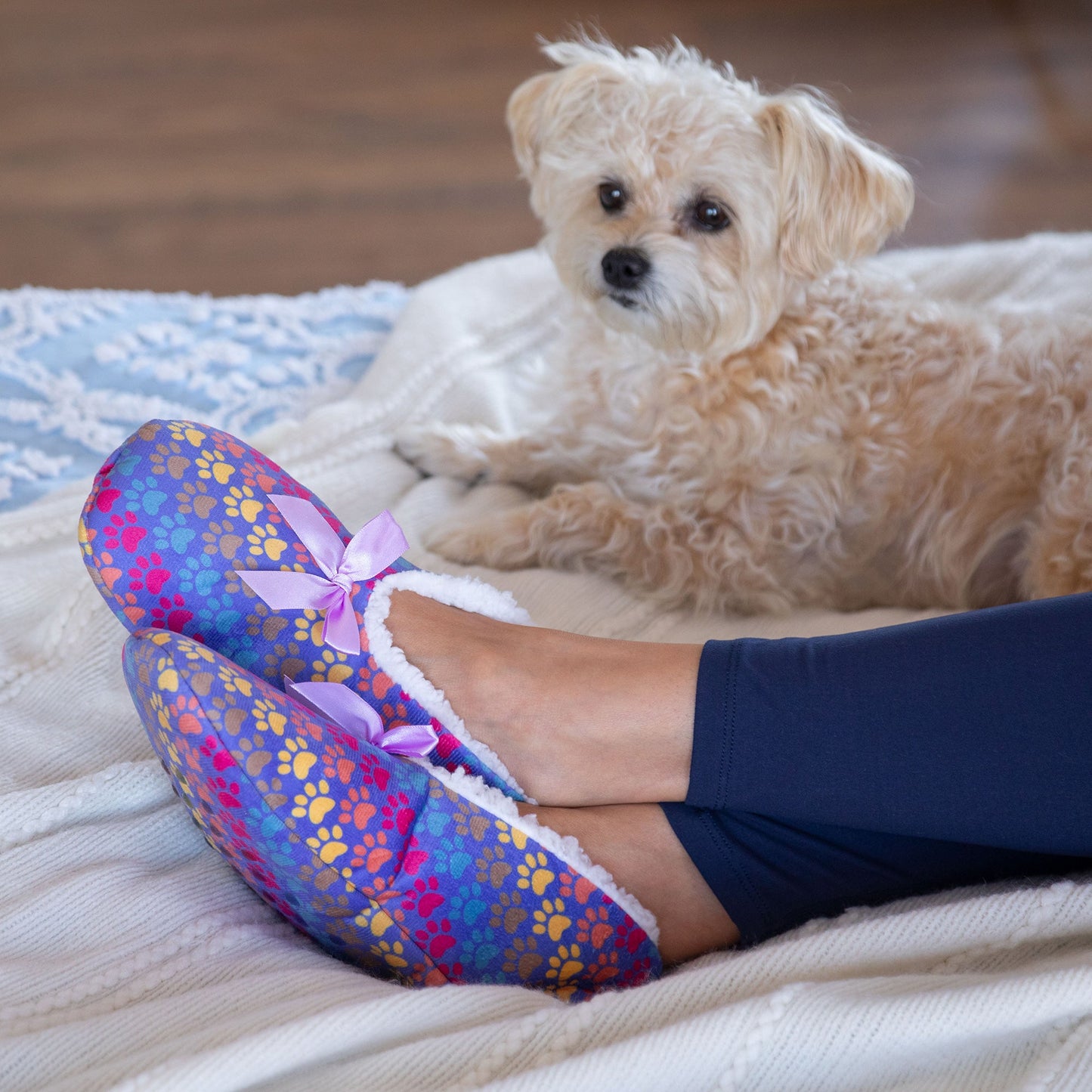 Super Cozy&trade; Pawsitively Adorable Paw Slippers