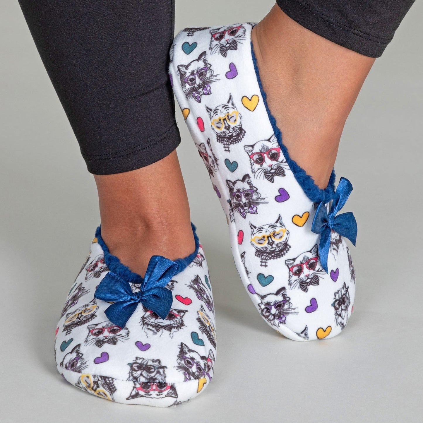 Super Cozy&trade; Pawsitively Adorable Paw Slippers