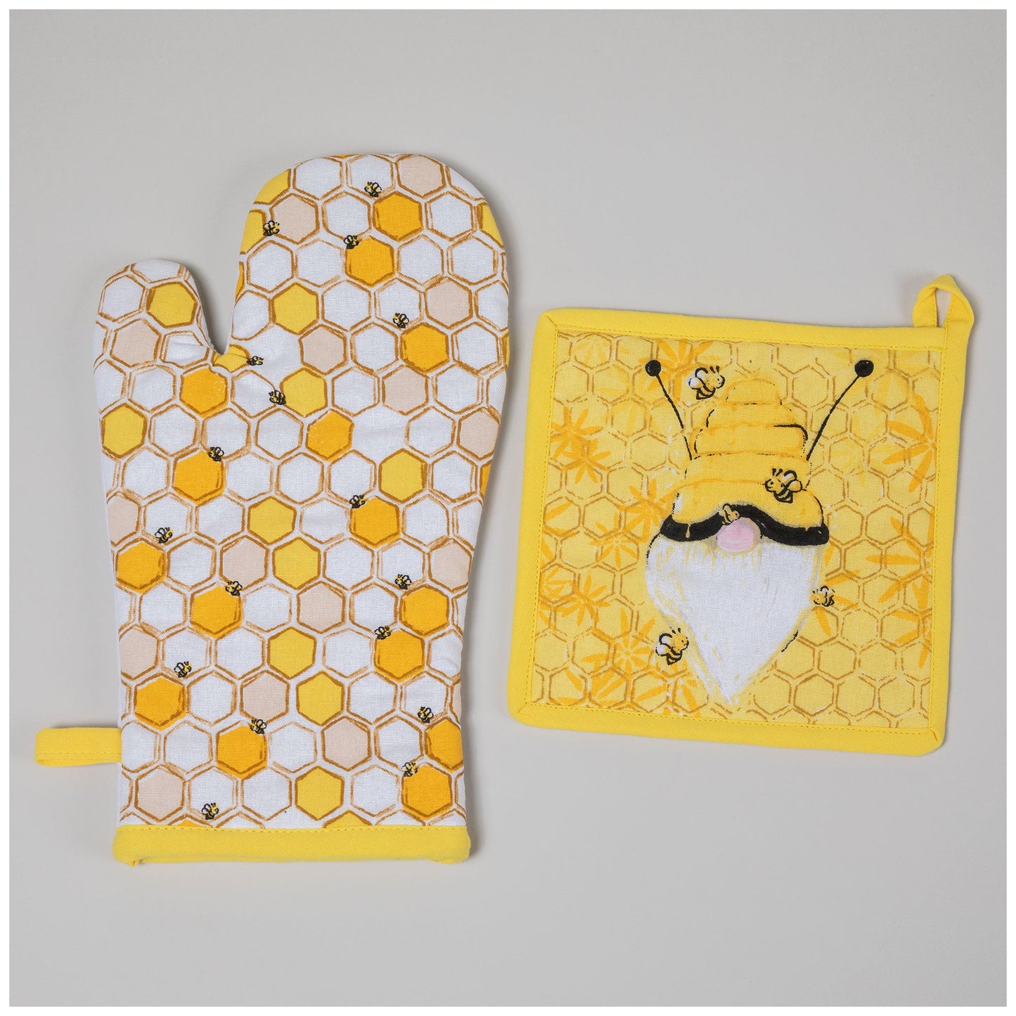 Bee Gnome Oven Mitt & Pot Holder Set