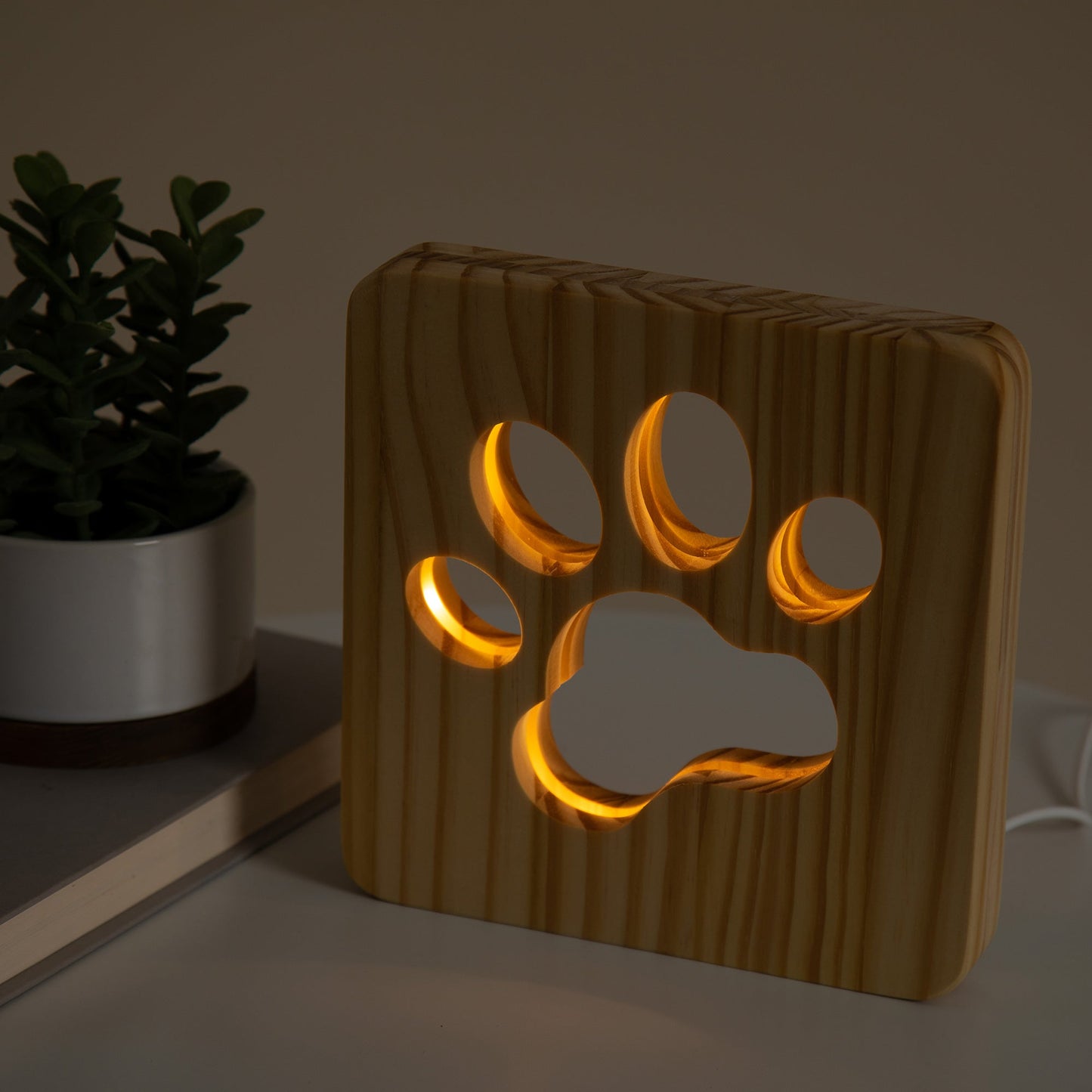 Pine Wood Paw Print Table Lamp