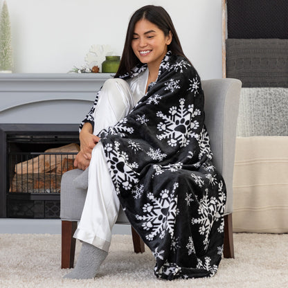Super Cozy&trade; Fleece Paw Print Throw Blanket