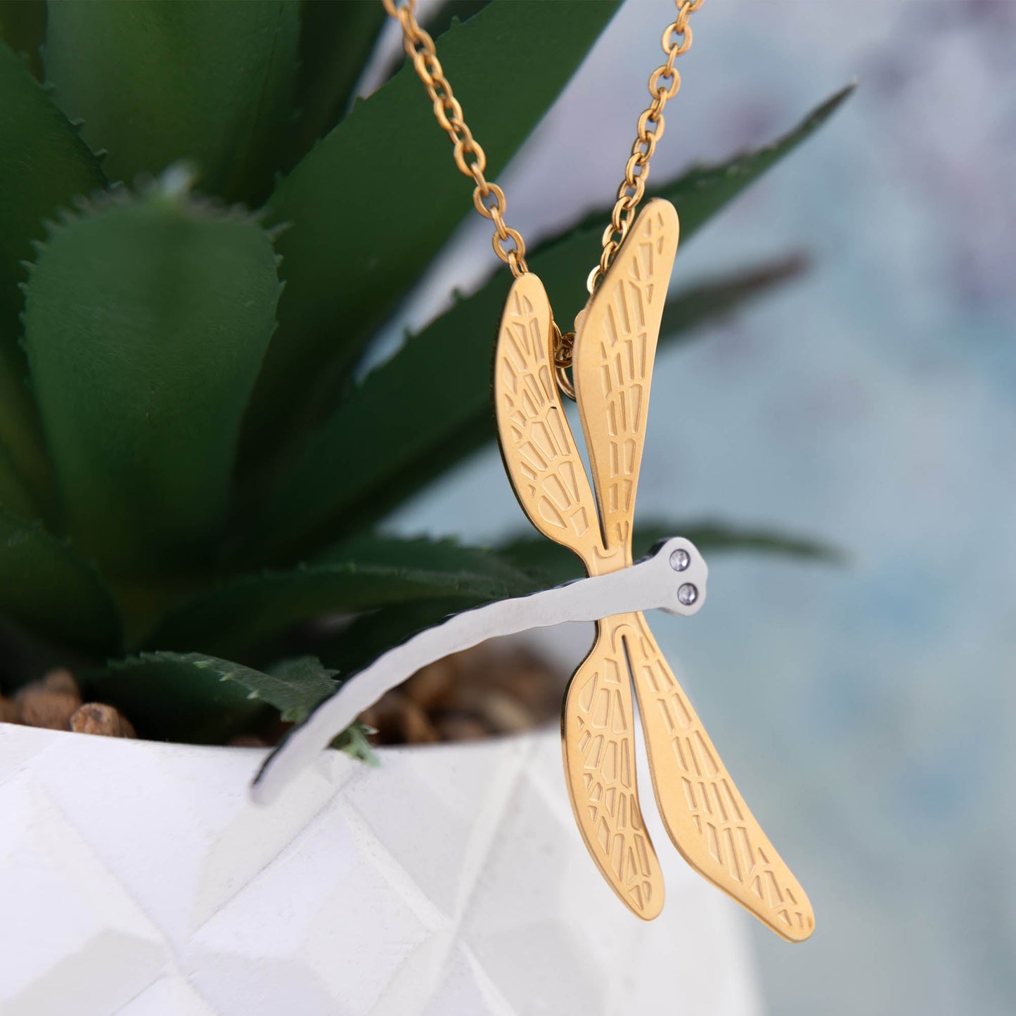 Three-Dimensional Dragonfly Necklace