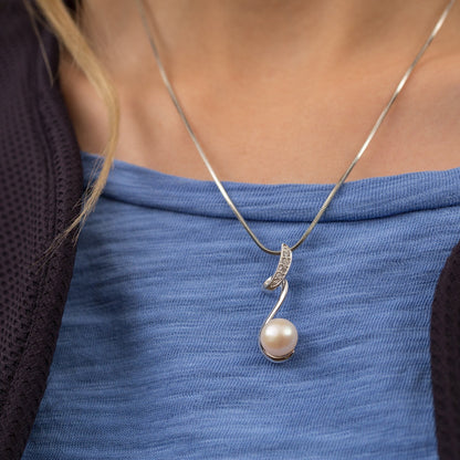 Sterling Swirl Pearl Necklace